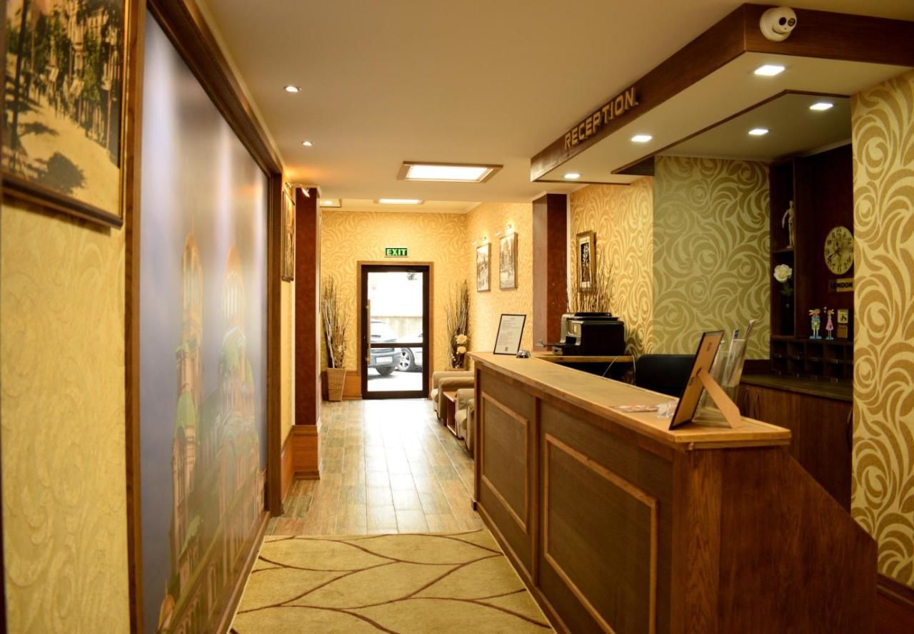 Отель Hotel Central Point София-21