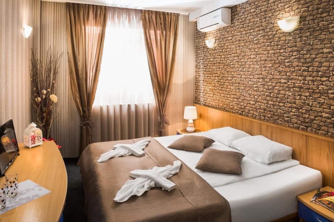 Отель Hotel Central Point София-8
