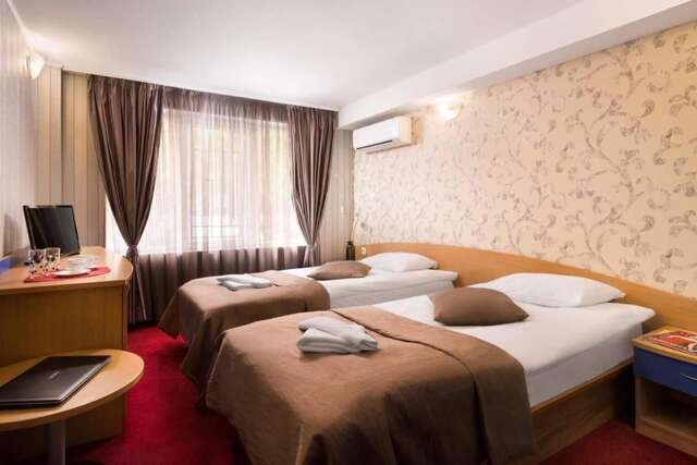 Отель Hotel Central Point София-12